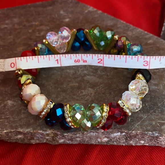 $25 Stunning Beaded Stretch Bracelet w/Jewel Tones - Picture 6 of 11
